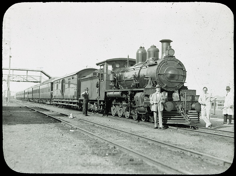 44 - 25. Special train at rockhampton.jpg - 44 - Special train at Rockhampton